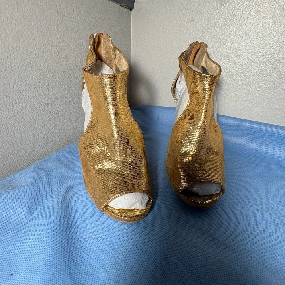 Michael Kors Metallic Gold Peep-Toe Heels